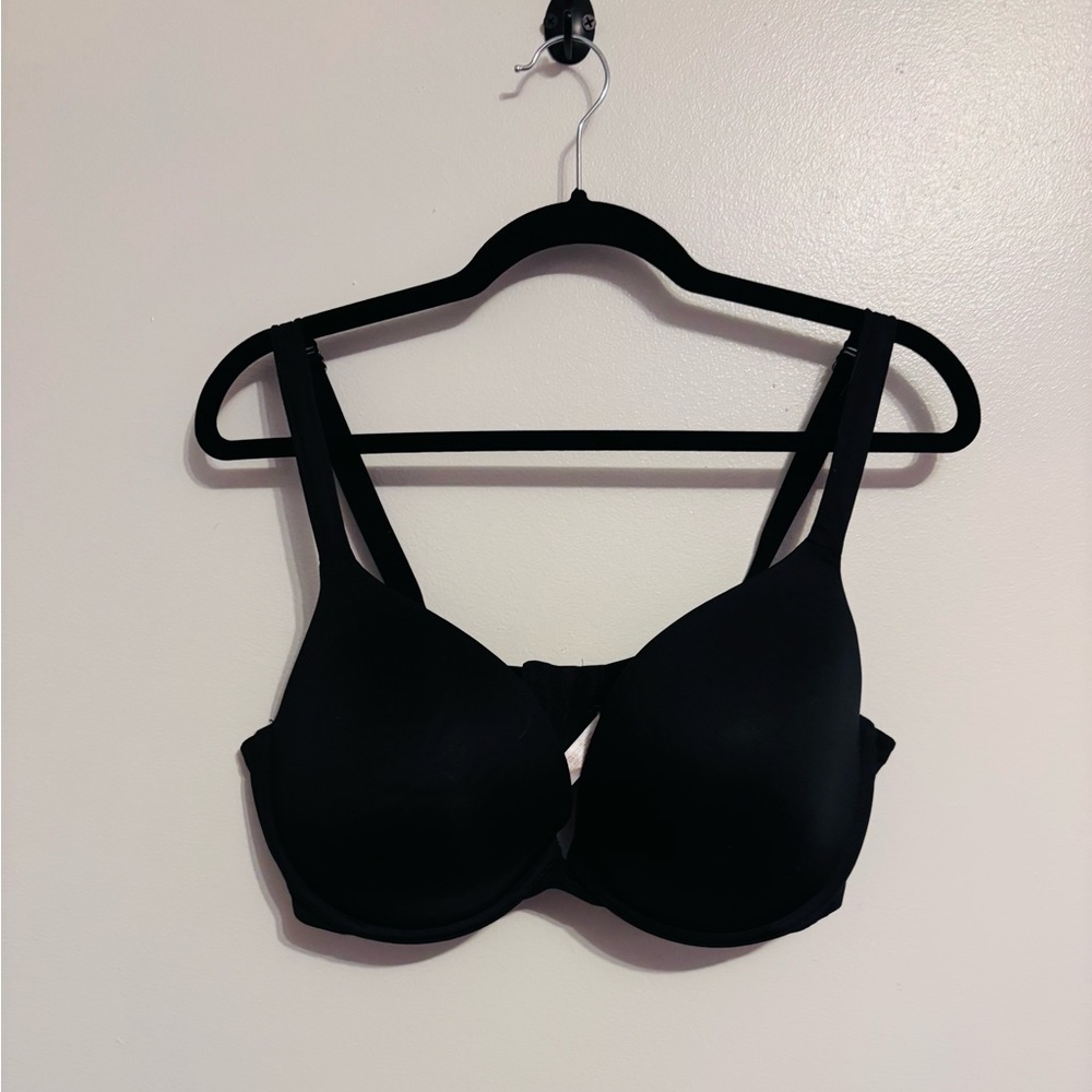 Cacique black tshirt bra size 40DDD